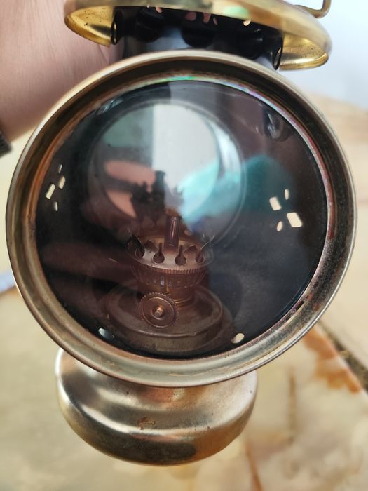 Wyjątkowa latarenką, lampa naftowa