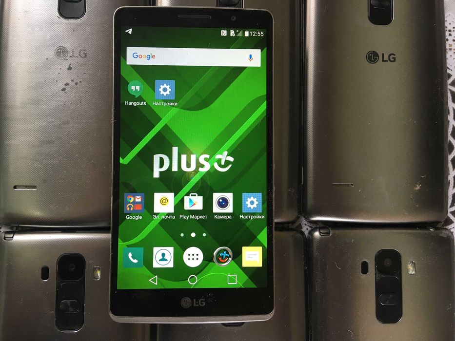 Продам телефон LG G4 Stylus. 1/8GB.  5.7"IPS стілус в комплекті