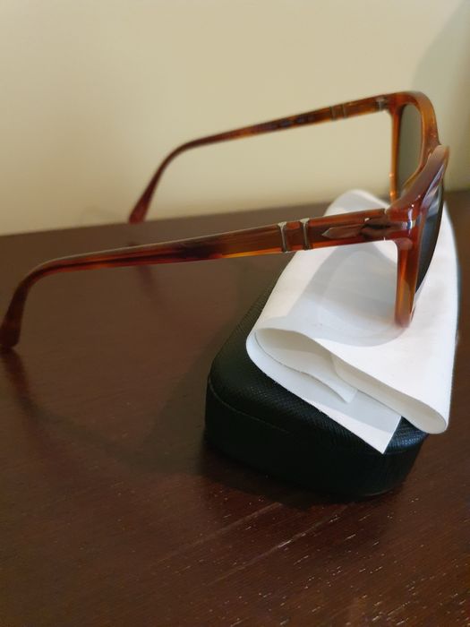 Oculos de sol Persol terra di siena