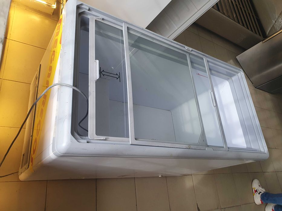 Arca de congelação horizontal