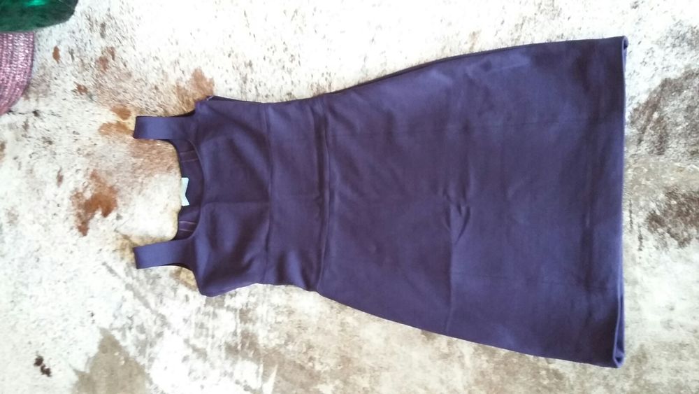 Платье-футляр GUESS