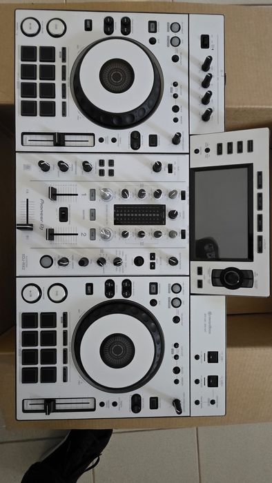 Pioneer Xdj-RX2  all in one