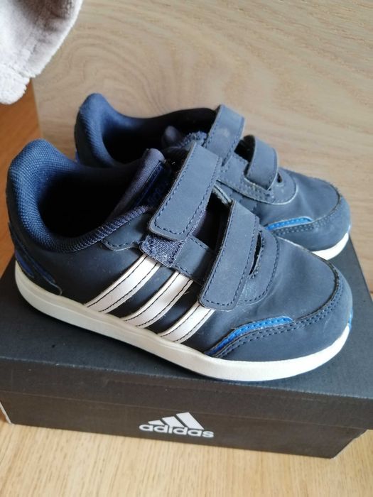 Buty adidas rozm. 26