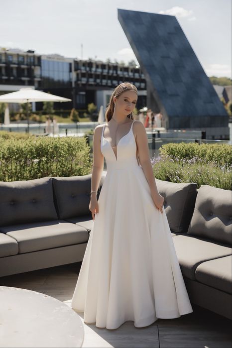 Випускна / весільна сукня