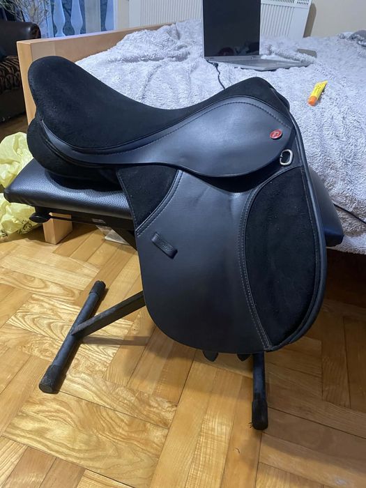 Siodło Thorowgood T4 Pony GP 15 cali czarne