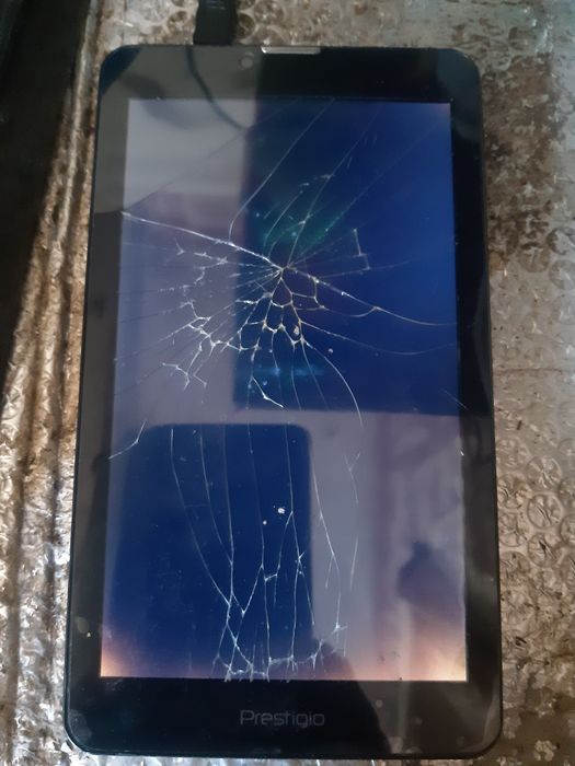 Продаєця планшет