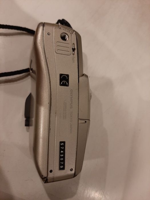 Фотоаппарат пленочный Olympus mju zoom 140