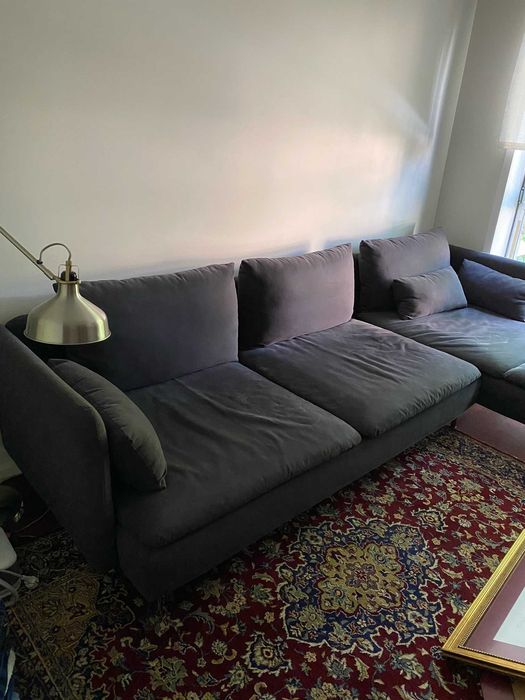 Sofá Ikea cinzento escuro  c/chaise longue
