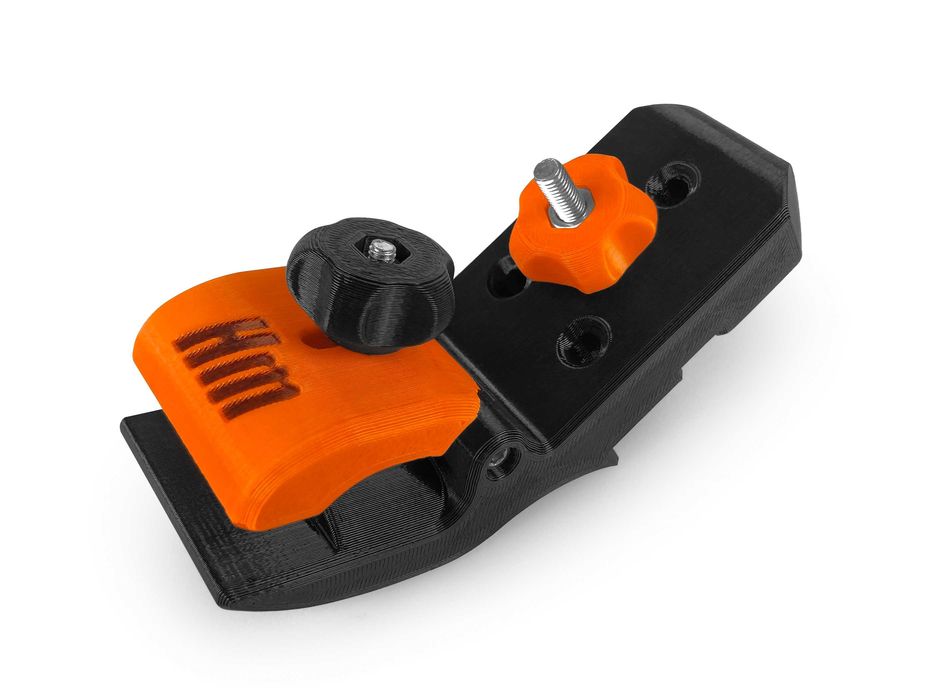 Держатель зажим плитки на стол (для оброботки)