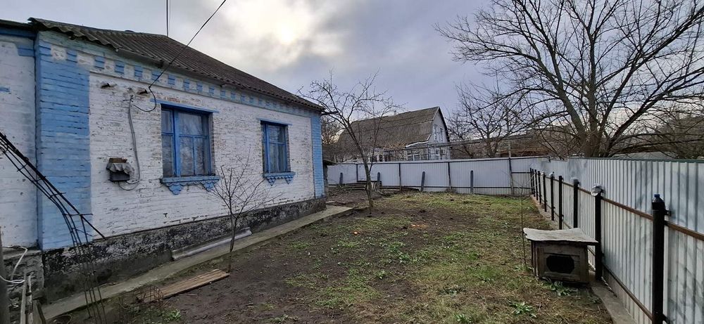 Продам будинок  м.Новоукраїнка