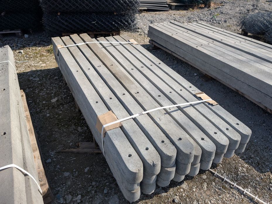 Słupek betonowy 10x10 cm