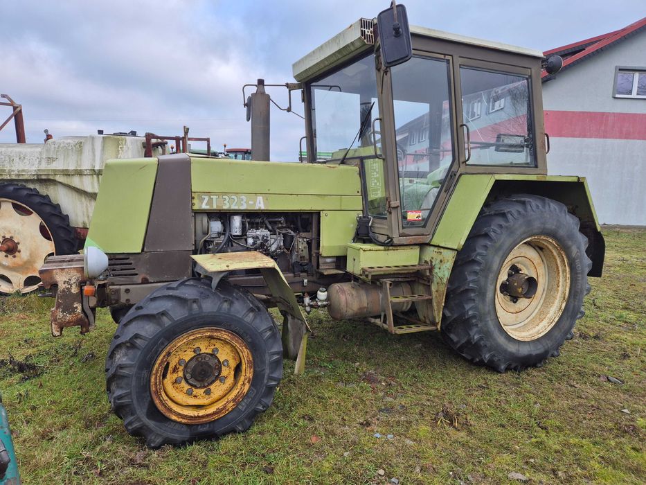 Chłodnica Maska ciągnika Fortschritt ZT323 ZT303 silnik E524 IFA E514