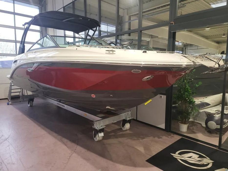 Łódź motorowa Sea Ray SDX 250 Outboard