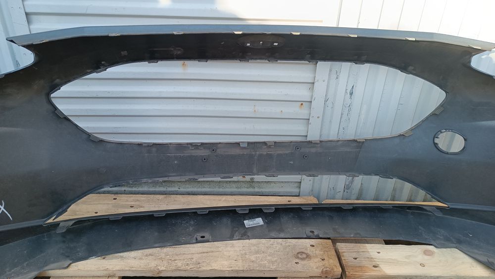 Vendo parachoque de frente Ford fiesta MK8 ano 2016/19