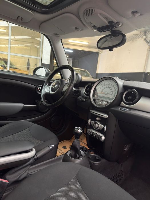 Mini One 1.4 (selo antigo)