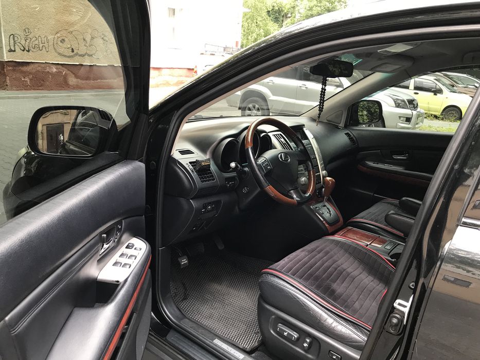 Продаю хороший автомобіль