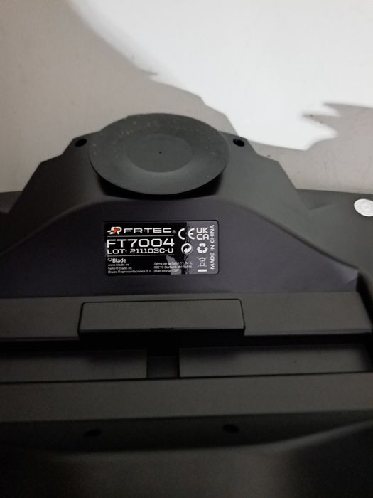 FR-TEC Hurricane Wheel MKII Volante e Pedais para PC/PS4/PS3/Nintendo Switch em ótimo estado .