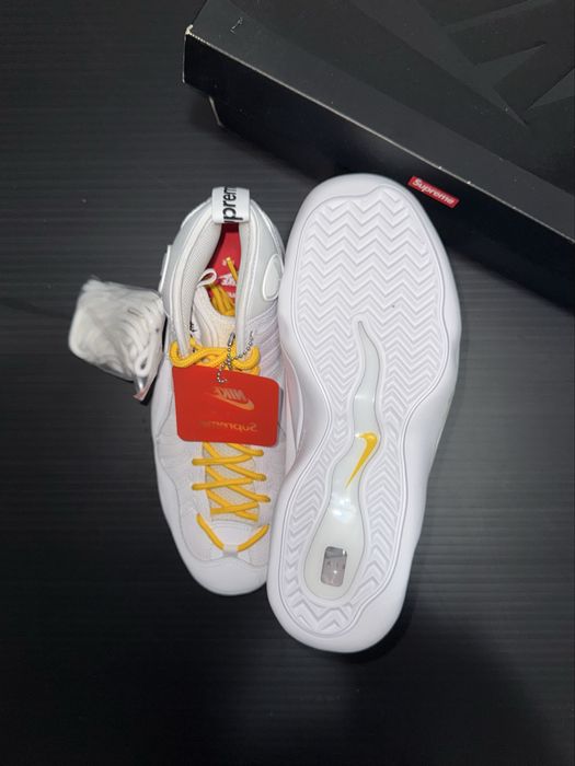 Nike x Supreme Bakin