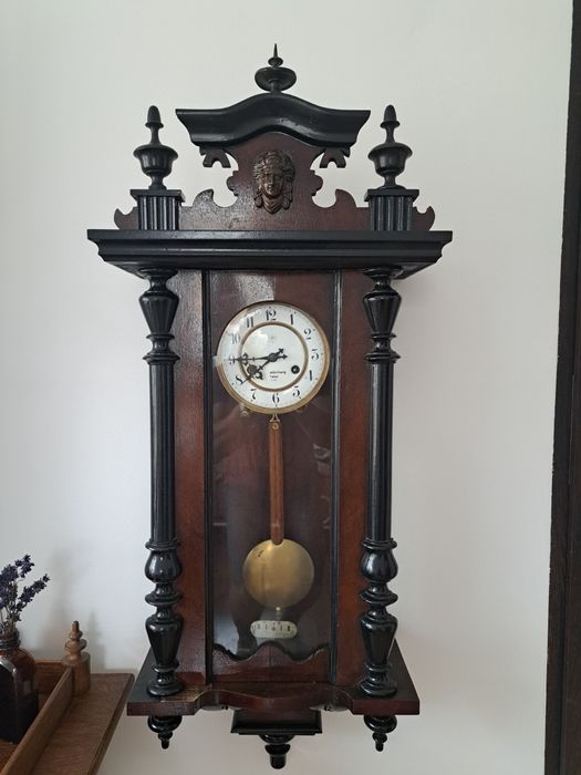 Zegar wiszący Junghans