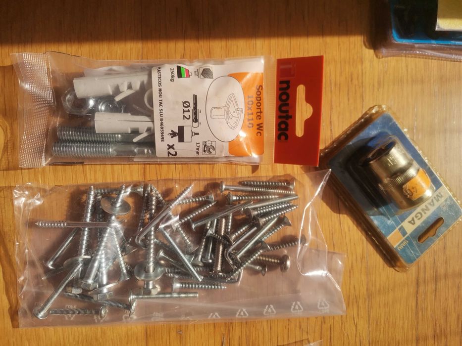 Material de obras de WC