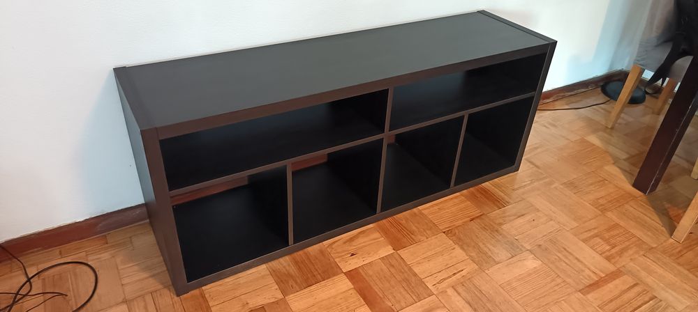 Móvel TV (castanho escuro) IKEA