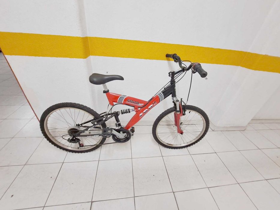BICICLETAS roda 24 como NOVAS