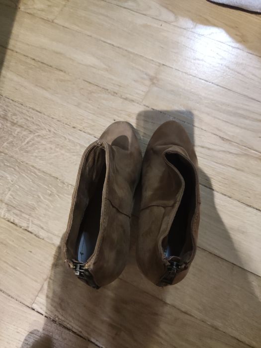 Zamszowe botki rozmiar 39 pull&bear