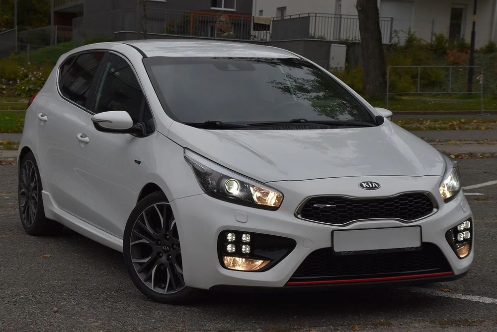 Kia Ceed GT-Line 204PS Turbo/KeyLess/Alcant/Alu18/Kame/Klimatr/Temp/PERŁA/FULL!