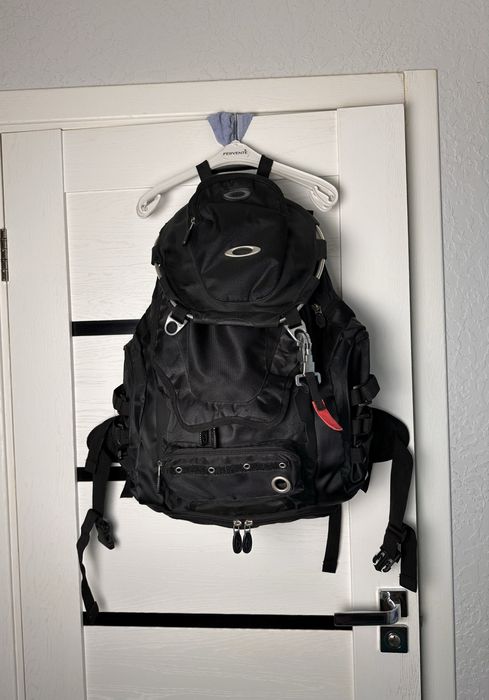 Vintage Oakley Icon Tactical Backpack Y2K Archive Techwear Gorpcore