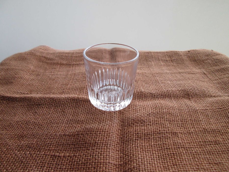 8 Copos Pequenos - Shots