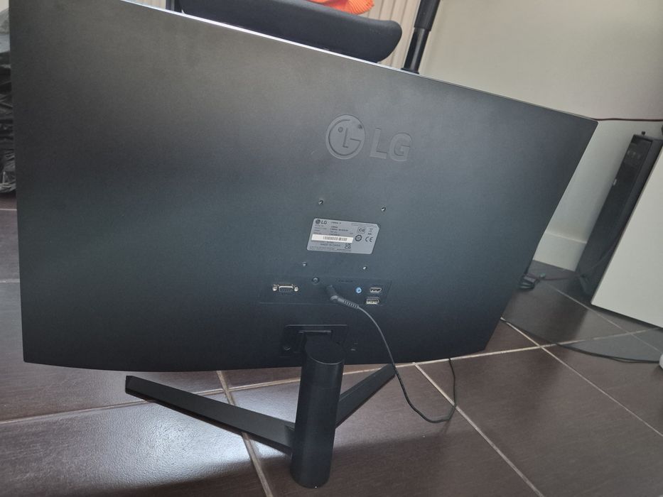Monitor LG 27 cali 75Hz
