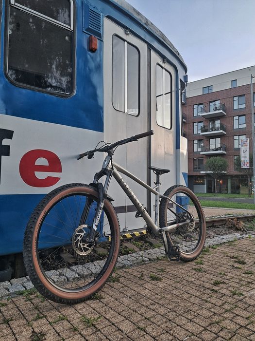 Marin San Quentin 2021 M 27,5 bez wkładu rockshox recon novatec avid