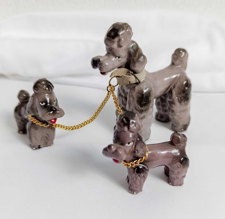 Cães Vintage em Cerâmica