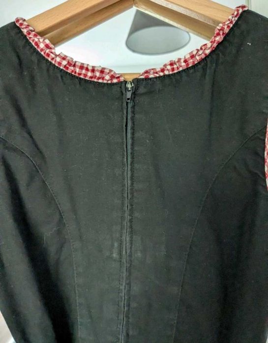 Sukienka bawarska 32