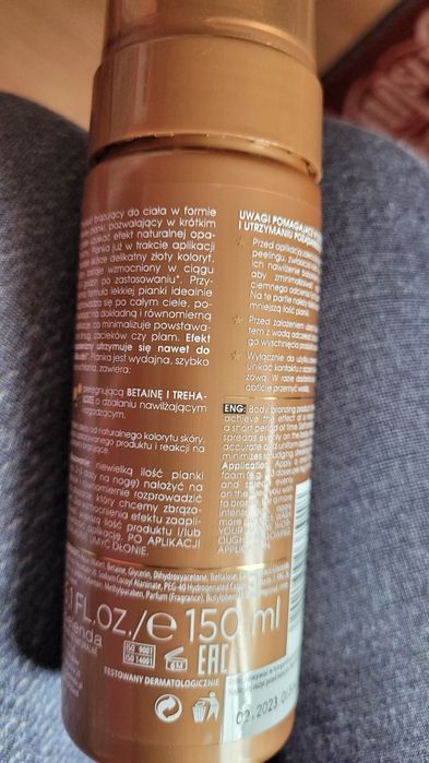 Brązująca pianka do ciała