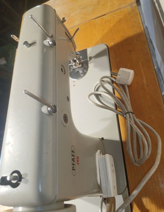 PFAFF 260 Elektryczna Maszyna do Szycia