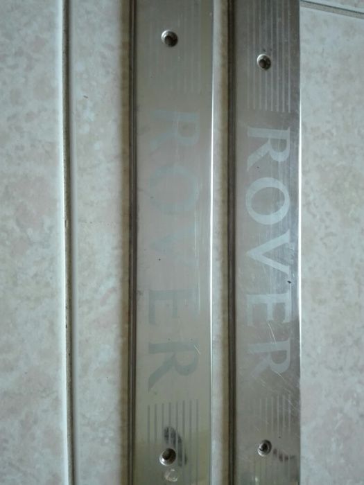 Rover 414 si 5 portas