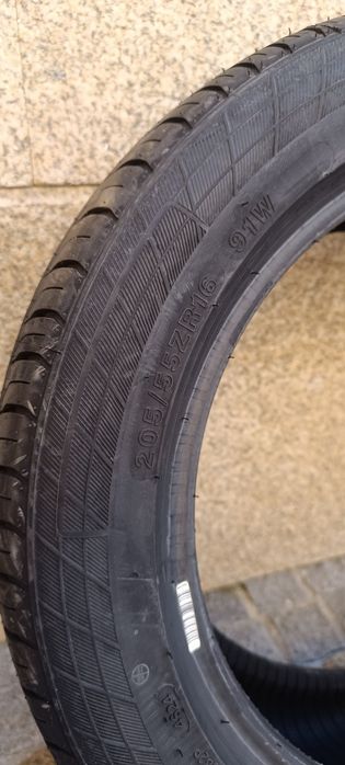 1 Pneu Novo  205/55. ZR 16  matrax Camarga