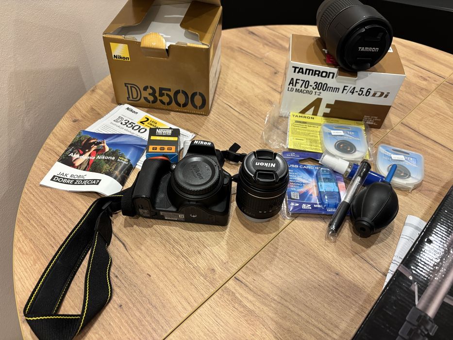Nikon d3500  korpus 18-55 i 70-300 przebieg tylko 2,5tys