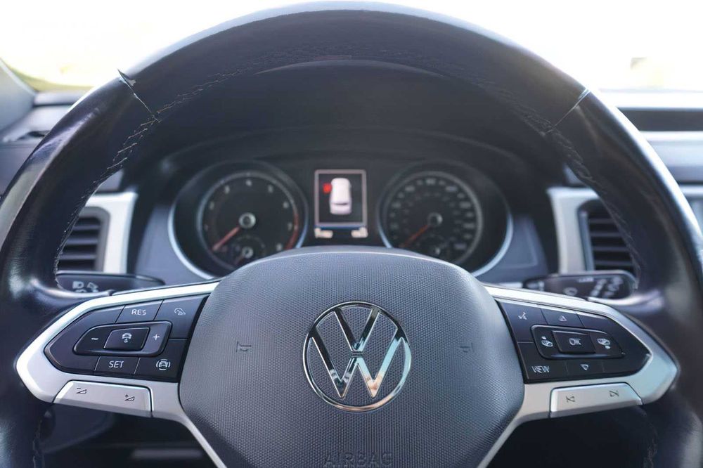 Volkswagen Atlas Cross Sport      2020