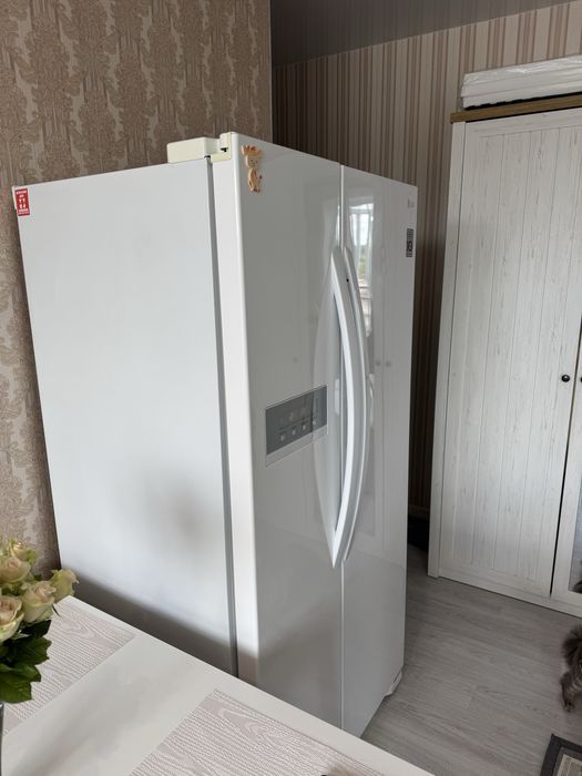 Холодильник LG Side by Side GC-B207GVQV, білий, інверторний