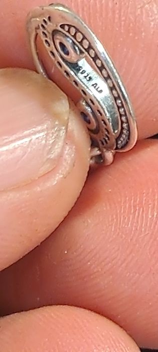 Pulseira  Pandora ME  em prata.
