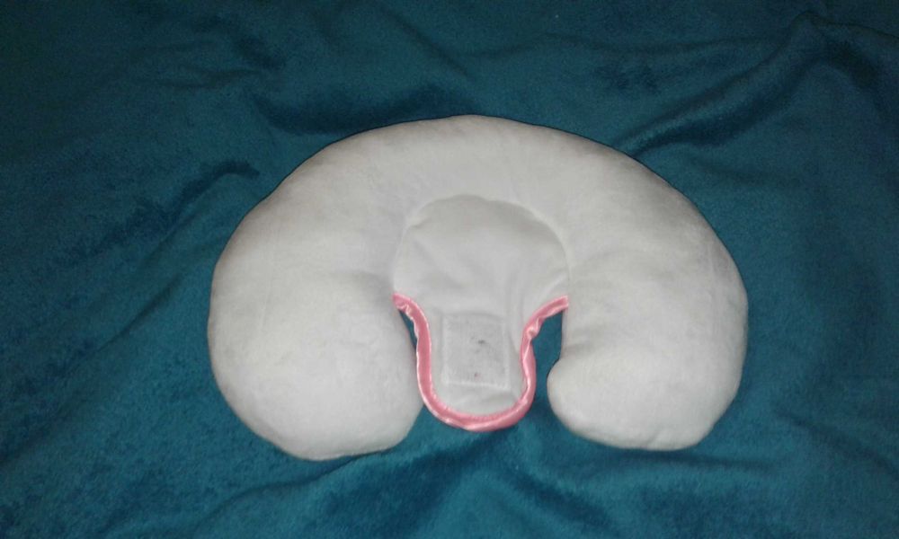 детская подушка новая