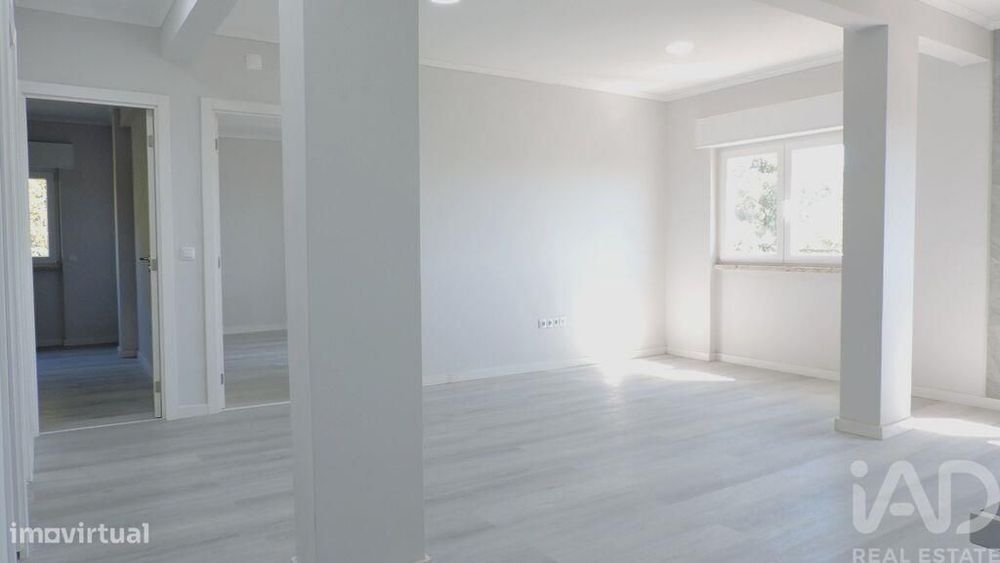 Apartamento T2 em São Sebastião