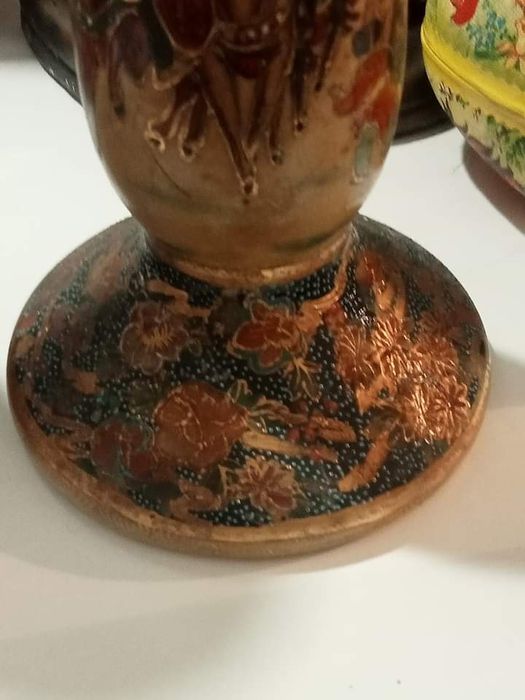 Belo par de castiçais Satsuma