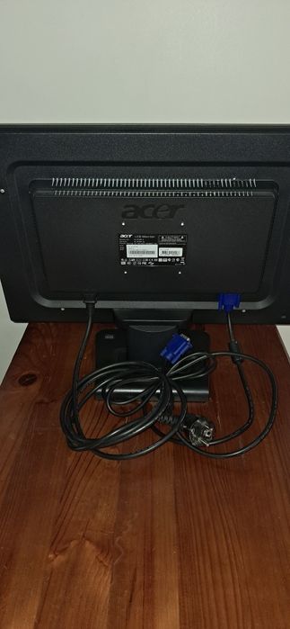 Monitor acer, ref AL1916W, 19"