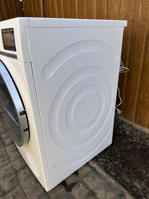 Сушильная машина Siemens iq800 WT47Y701/09