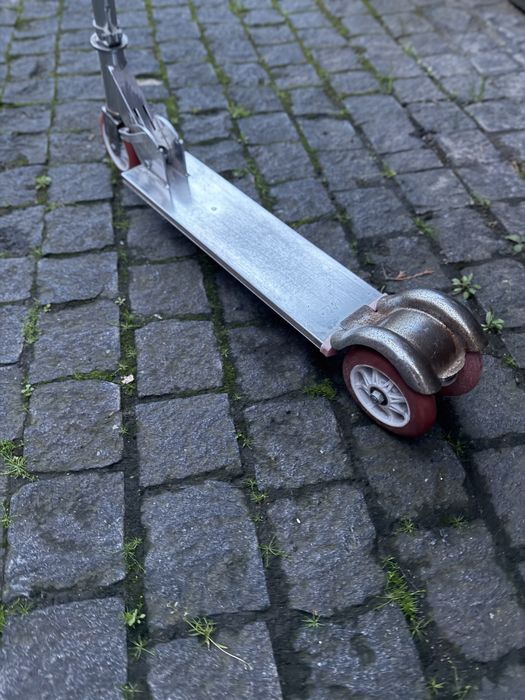 Продам 2 дитячих самокати