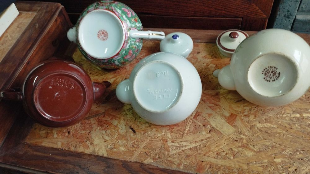 Vários Bules antigos