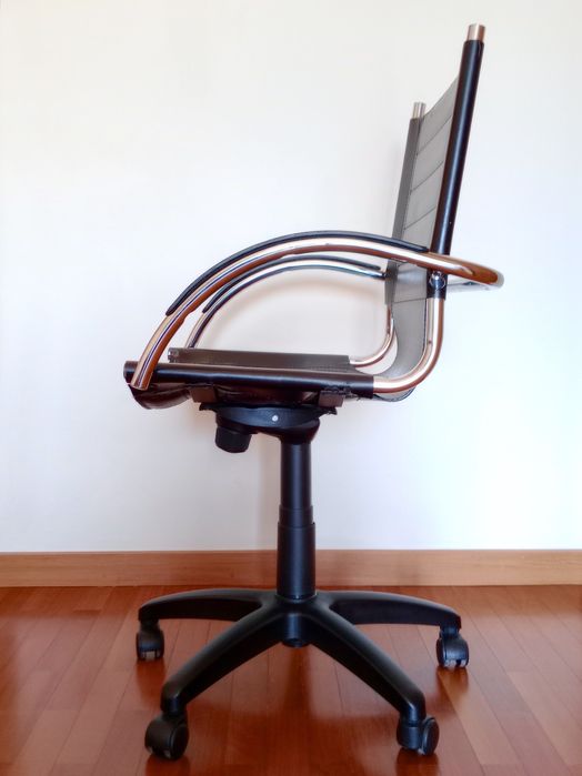 Cadeira elevatória, giratória de secretária escritório • recuperar